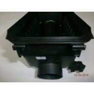 Корпус фильтра воздушного Toyota (Toyota ) 177010D041 "витринный образец"
